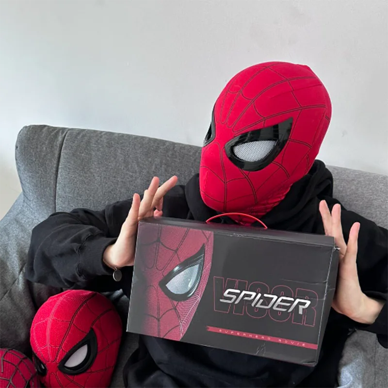 Elektroniczna Maska Spider-Man z Ruchomymi Oczami na pilota oraz manualna